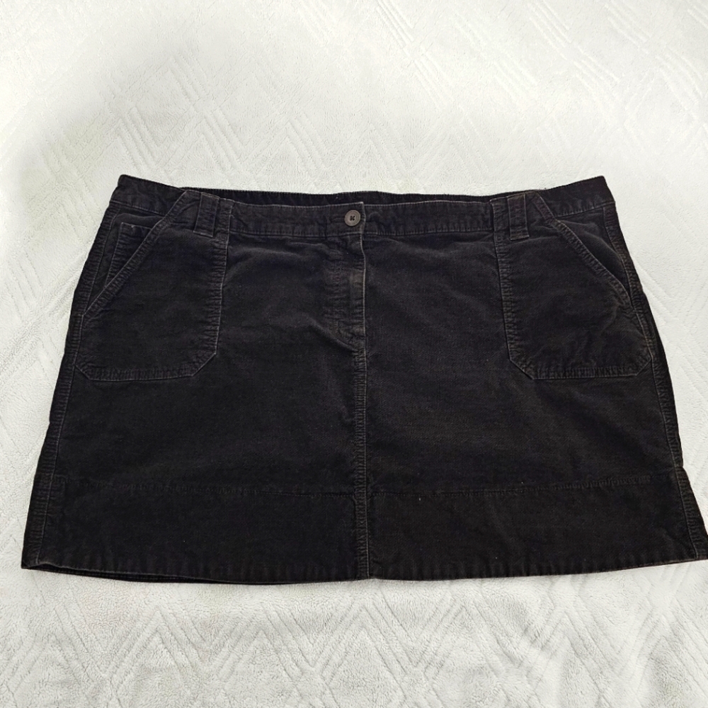 EUC M&S Brown Velvet Skirt -sz 24